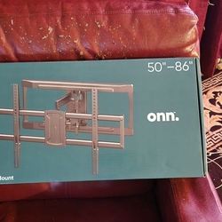 Omm Extra Wide TV Wall Mount