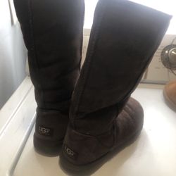 Ugg