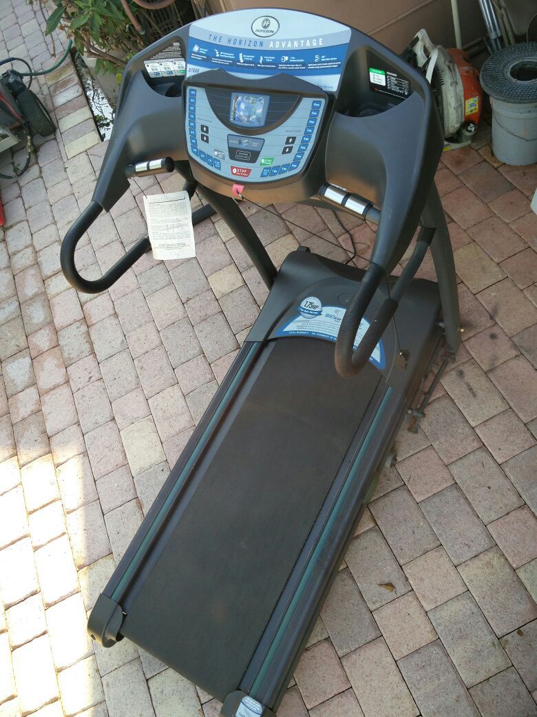 Treadmill Horizon Advantage DT680 incline 1.75hp folding