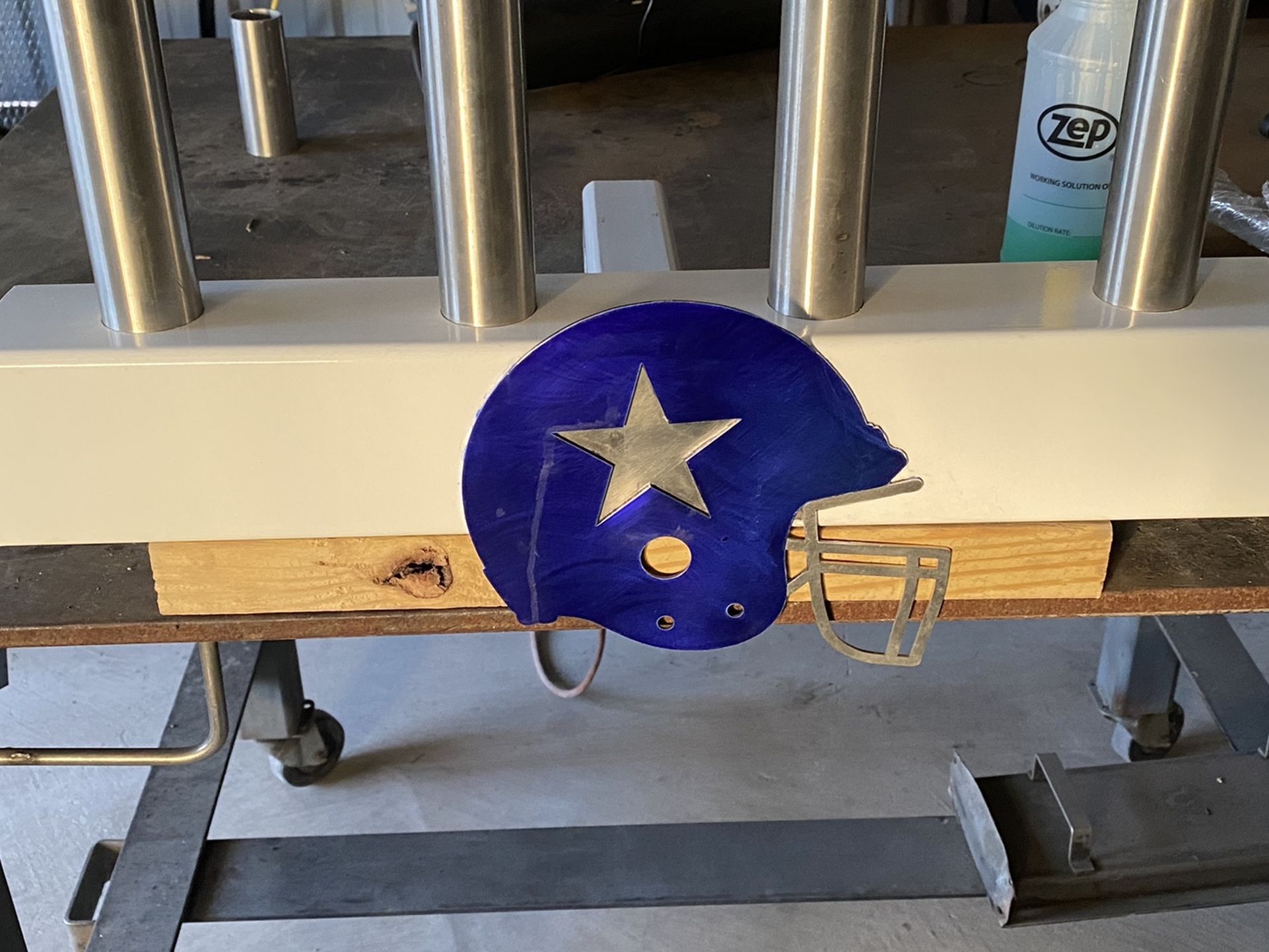 Cowboys Rod Holder