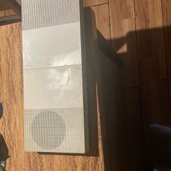 Two Xbox one S