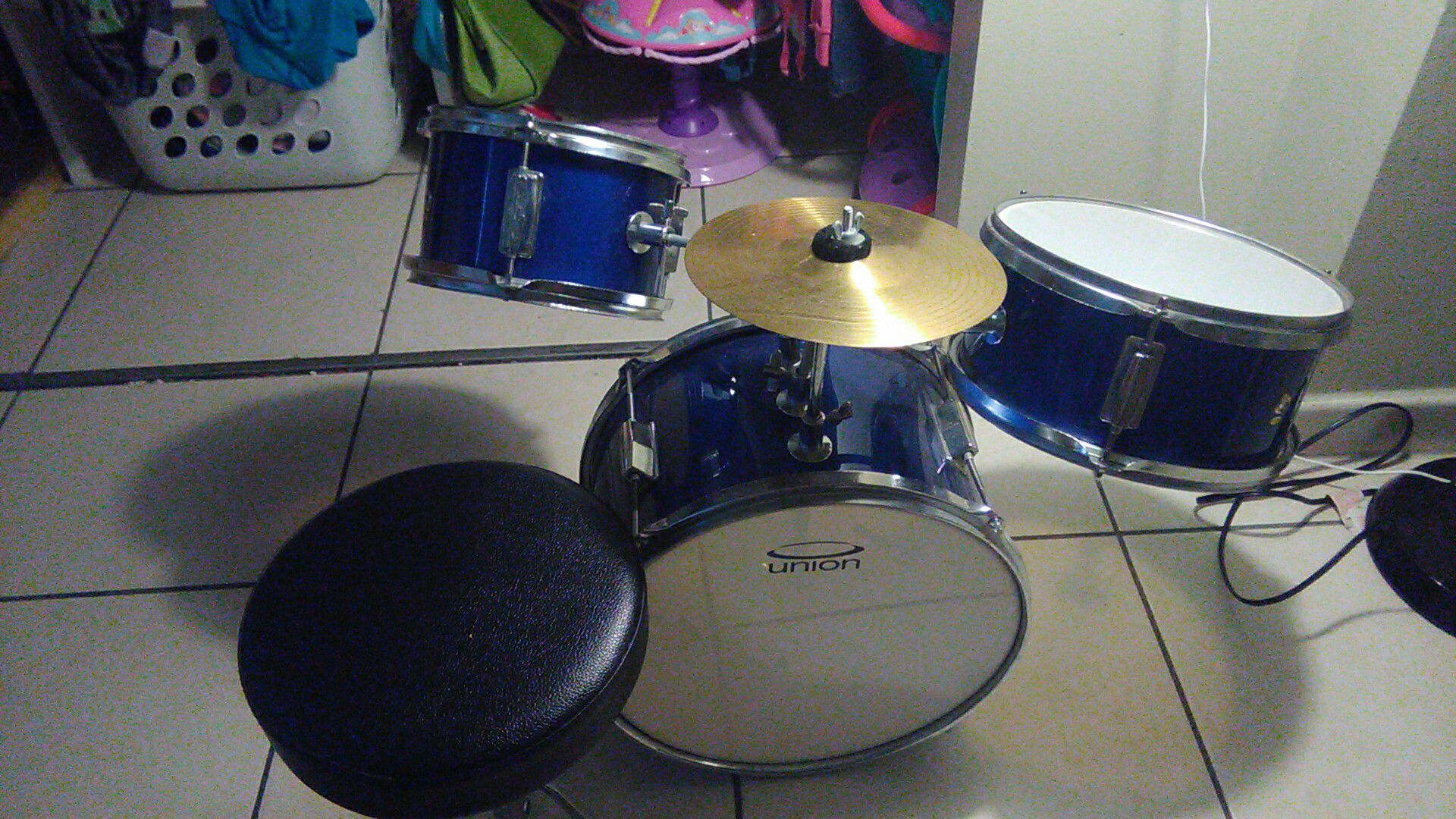 union 3 piece junior drum set