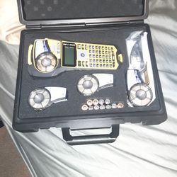 Brady  Hand Held Labler 