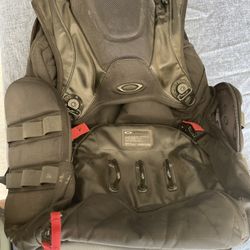 Oakley Tactical Field Gear AP Vest Backpack System Rare Modular Load Bearing Pack