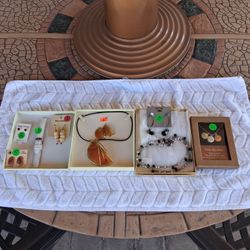 Various Pieces Of Jewelry 