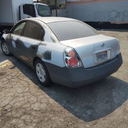 2004 Nissan Altima 