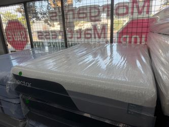 QUEEN SIZE NECTAR PREMIER MATTRESS & BOX SPRING BED SET