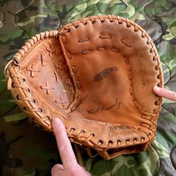 Rawlings 1st Baseman’s Glove 