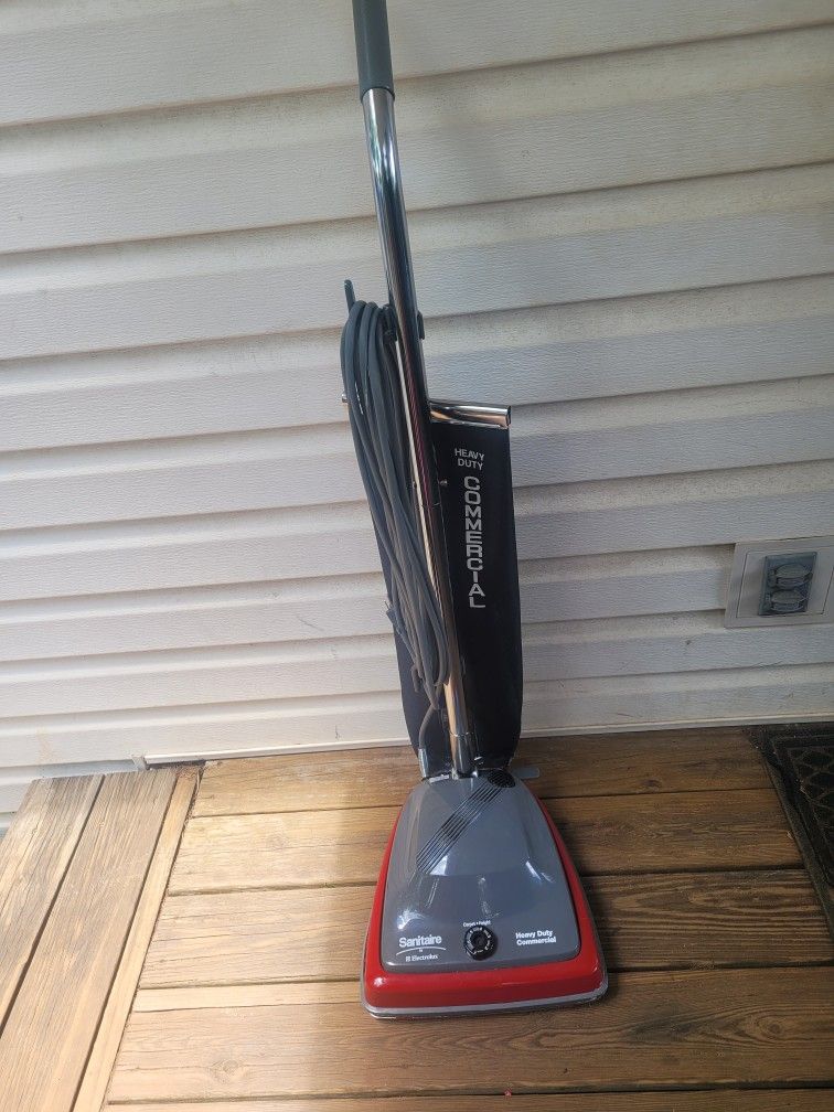 Sanitaire Heavy Duty Commercial Vacuum