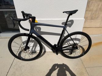 Look 785 Huez Carbon Road Bike 105 Di2 Electronic Shifters 12speed  58cm