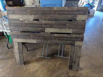 Rustic wood headboard – Full/Queen – Ashley furniture