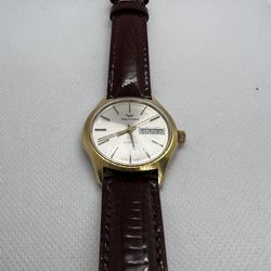 🌰🌕Rare Handsome Vintage WALTHAM Men Watch Bilingual Day/Date SWISS 90s🌕🌰