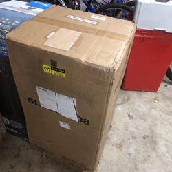 New In Box 12000 BTU Portable Air Conditioner With Heat
