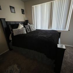 Black Queen Bed And Dresser