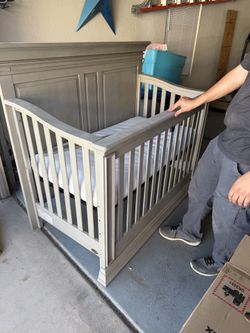 Free crib