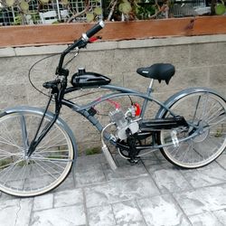 New Lowrider Chopper Motorized Bike 100cc.