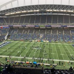 Seahawks v Rams - Home Finale 12/18