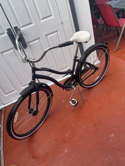 Huffy Beach Cruiser