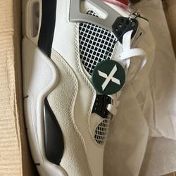 Jordan4  Military 