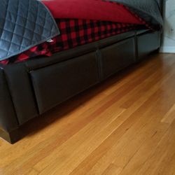 Queen Size Bed Frame with Six Drawers

Mattress free.
Get the bed frame, night stand, and the brand new flannel sheets (2 sets) for $130.
