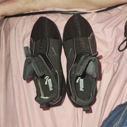 Puma Feirce 2 For Women Size 7.5
