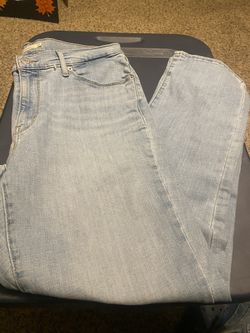 Women’s Levi’s Jeans Size 14
