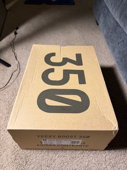 Yeezy 350 Clay