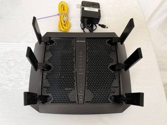 NETGEAR Nighthawk X6S AC3600 Smart WiFi Router Tri-band 3600 Mbps 