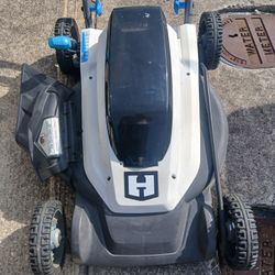 Hart Lawnmower With A 40v Battery No Charger 