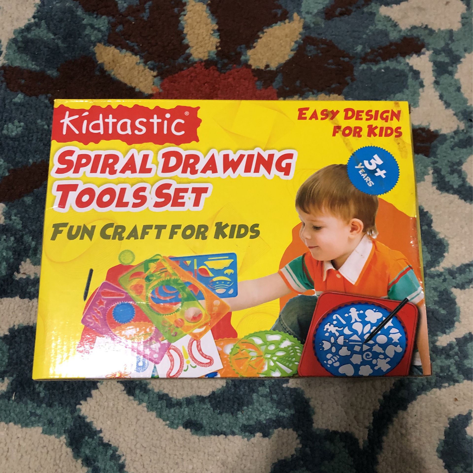 Brand new in box never opened Kids spiral drawing tools set