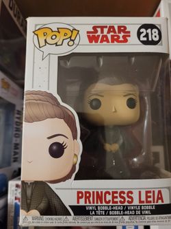 Funko Pop PRINCESS LEIA THE LAST JEDI Star Wars Figure 218 NEW

