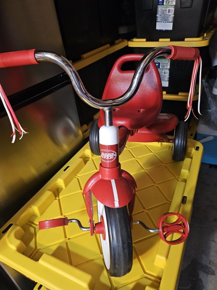Radio Flyer  Tricycle 