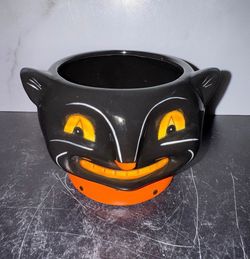 Cat bowl
