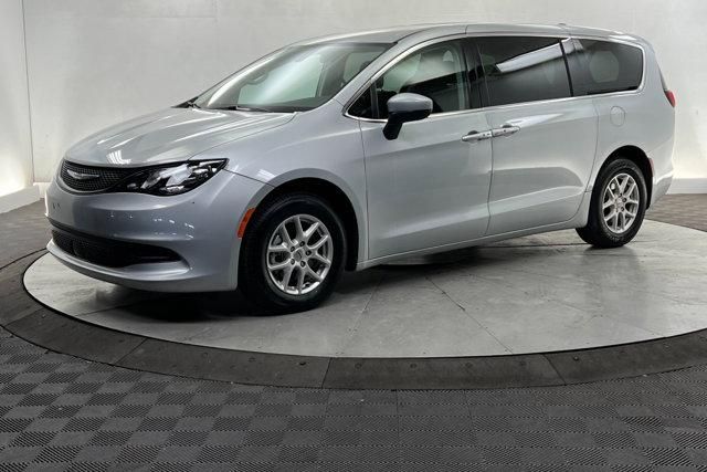 2022 Chrysler Voyager