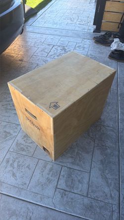 GoSports 3-in-1 Wooden Plyo Box solid wood