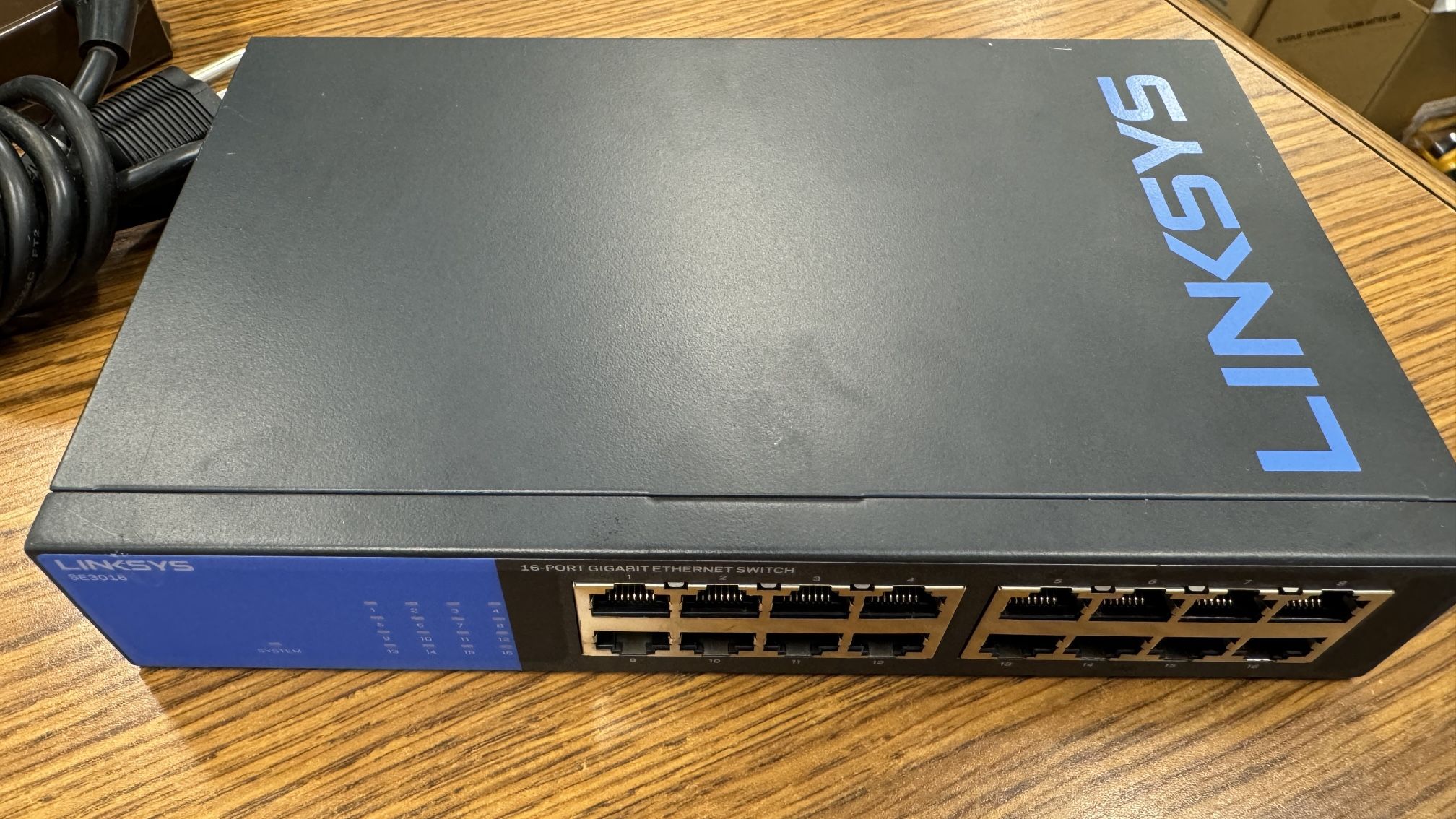 Linksys 16 Port Gigabit Switch