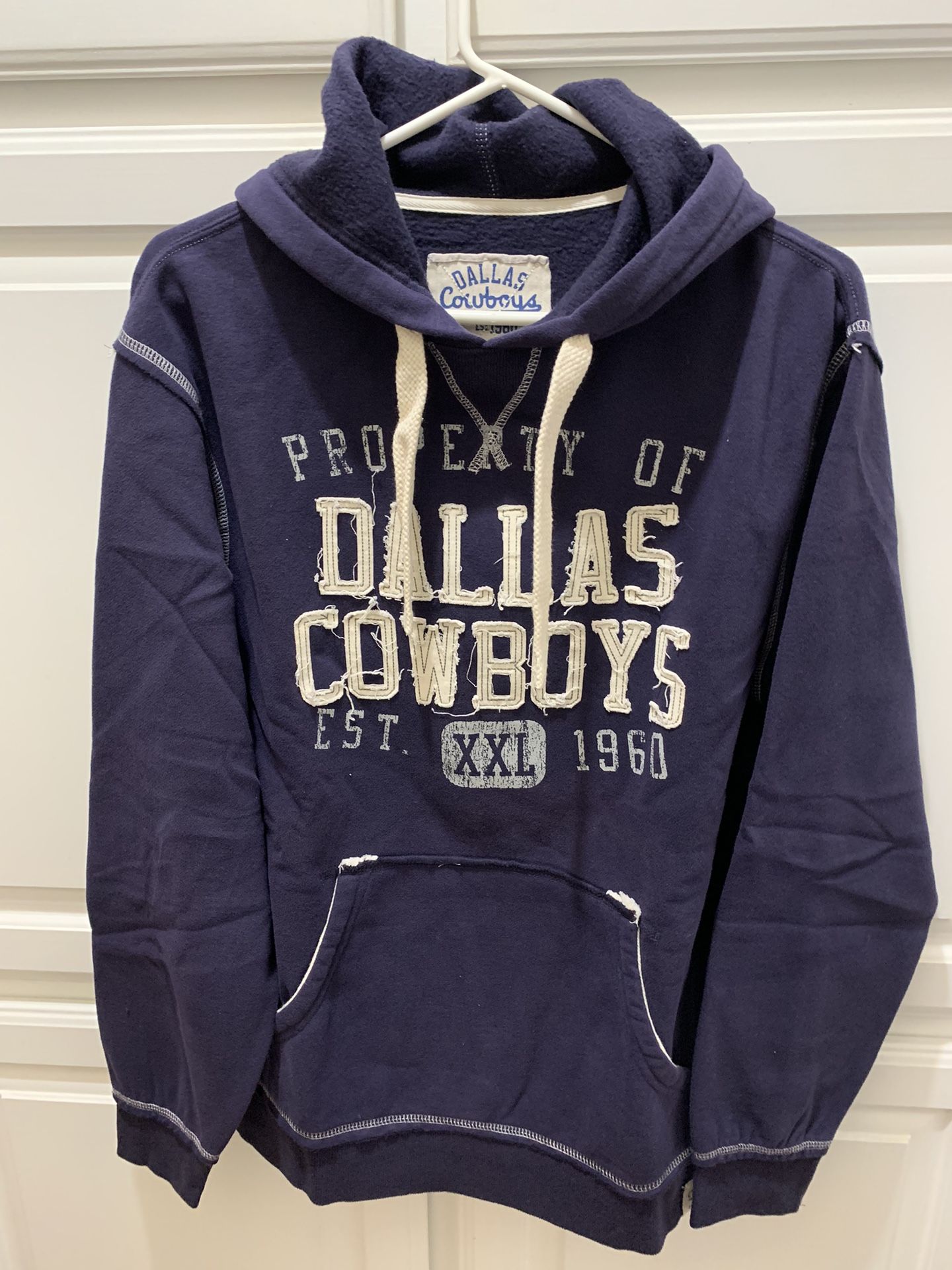 NEW DALLAS COWBOYS HOODIE- Legends Collection