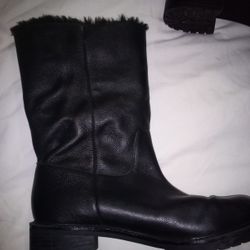 Brand New Leather Fur Lined Boots 