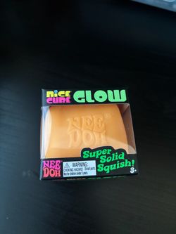 Needoh glow in the dark cube (orange)