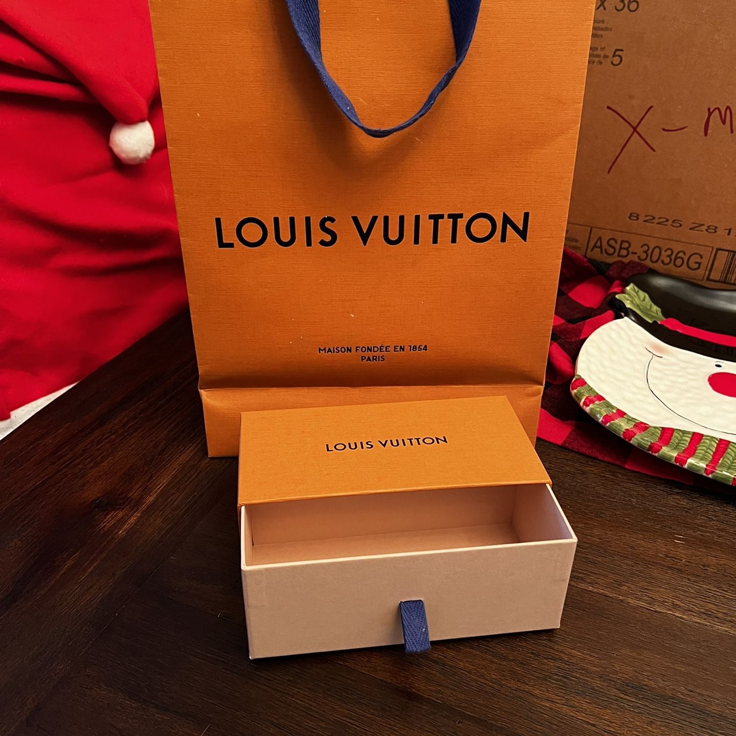 Real Louis Louis Vuitton Purses As new for Sale in Phoenix, AZ - OfferUp