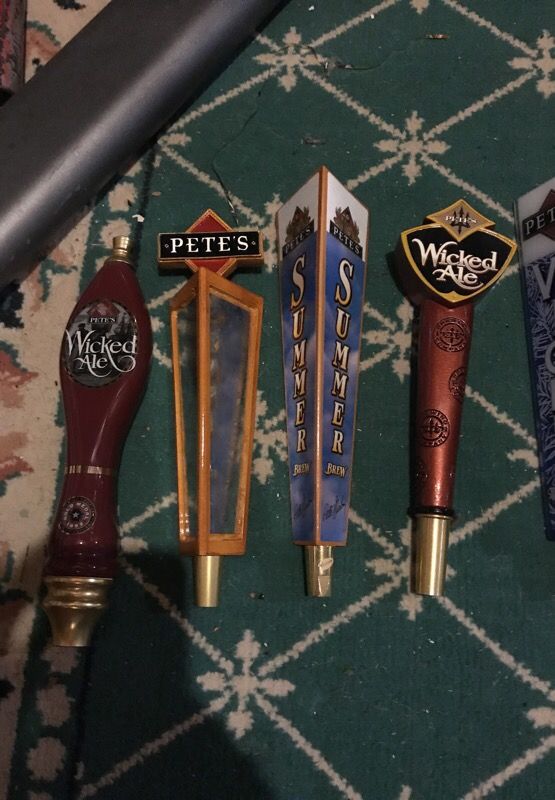 Tap handles for kegs numerous sizes and brands