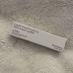 Rare Beauty- Liquid Touch Weightless Foundation Shade:240W