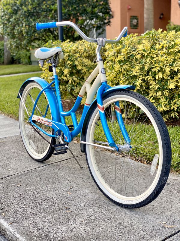 Schwinn Legacy 26” Beach Cruiser Bike Very good