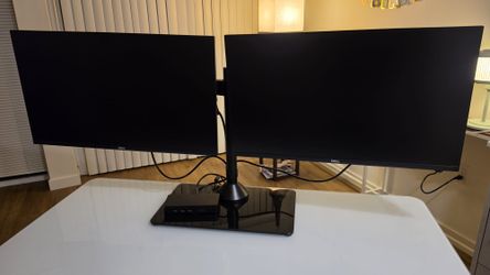 Dell 27" Monitors - Dual monitor stand