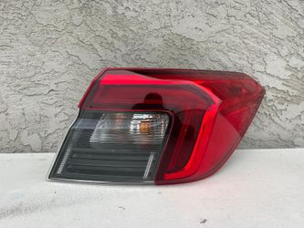 Honda Civic Right Passenger Tail Light