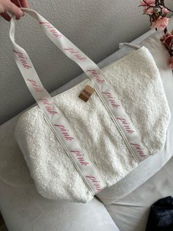 New Victoria’s Secret Sherpa tote