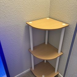 Corner desk - 3 layer