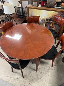 Round Wood Dining Table with 4 Chairs