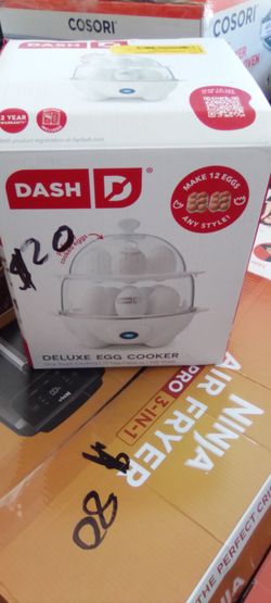 Dash Deluxe Egg Cooker 12 Egg Capacity