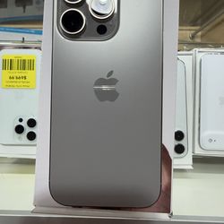 iPhone 16 Pro Natural Titanium